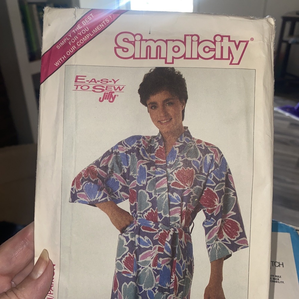 Vintage Simplicity Robe Sewing Pattern 0017 Kimono Jiffy Petite-Large Complete